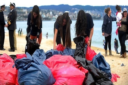 Zapallar se suma al día mundial de la limpieza de playas.