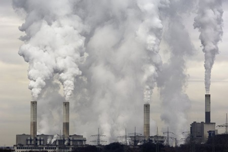 Emisiones de dióxido de carbono alcanzan récord histórico: Informe de la ONU afirma que la temperatura media del planeta subiría 3,2°C a fin de siglo.