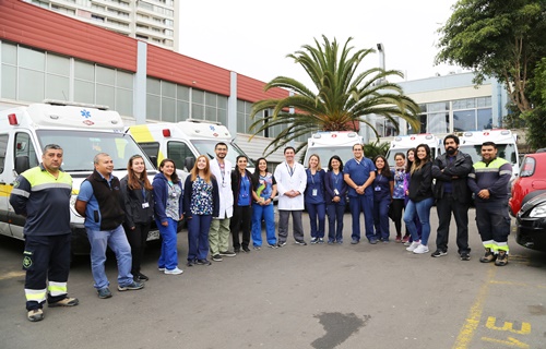 Hospital Van Buren llega a los cerros de Valparaíso para atender a pacientes en sus propios hogares.