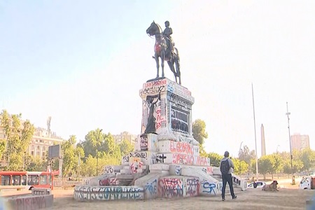 Abogado explica claves de la acusación constitucional contra el Intendente de la RM.