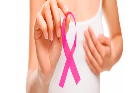Mes del cáncer: baños de mujeres del mall se pintan de rosa para promover el autoexamen