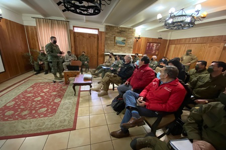 Ministro Prokurica en visita a la Araucanía: “FF.AA. entregan protección a quienes sufren violencia”