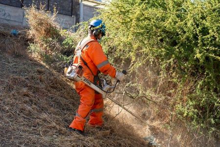 Municipio Abierto de Quilpué refuerza cuadrillas para el retiro de pastizales