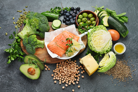 La dieta DASH y su Impacto en la salud cardiovascular y la presión arterial.